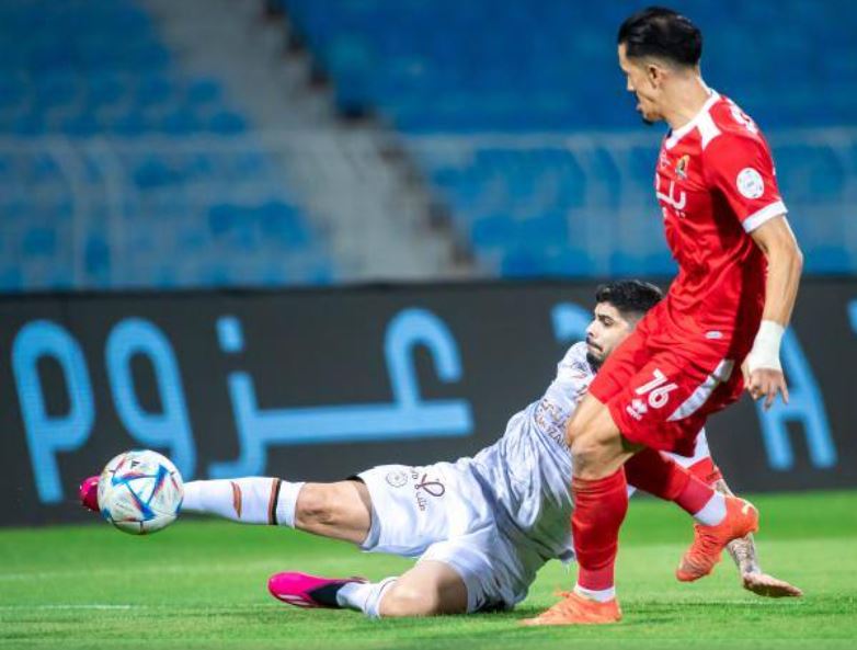 مبكر للشباب من كأس الملك ودوري أبطال آسيا وتراجع في الدوري المحلي