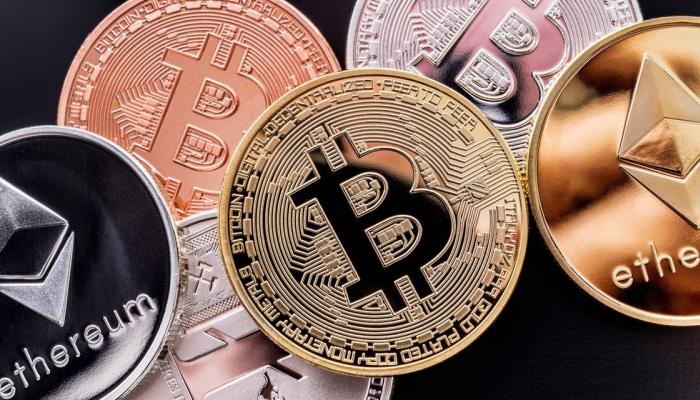 العملات الرقمية اليوم بيتكوين تواصل طريقها نحو 27 ألف