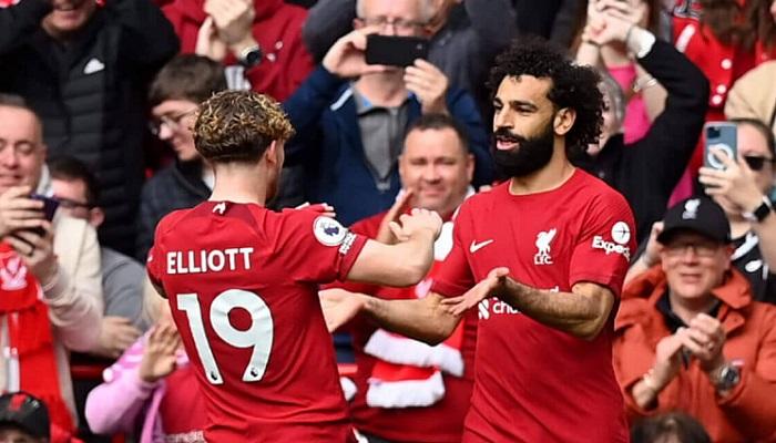 محمد صلاح يبعث برسالة إلى QuotالمعلمQuot