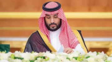 رسمي مجلس الوزراء السعودي يعلن تحمل رسوم تصحيح