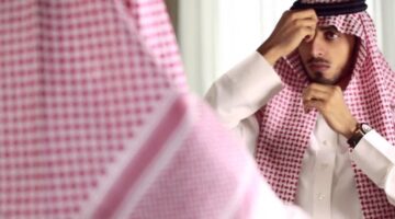 السعوديين يلبسون شماغ احمر؟ تاريخ الشعب السعودي والشماغ الأحمر